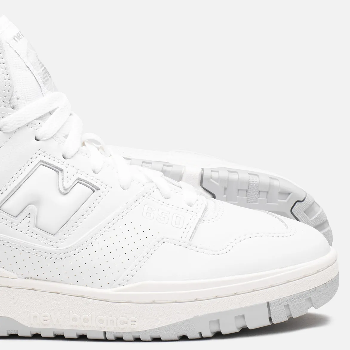 650 - WHITE / WHITE