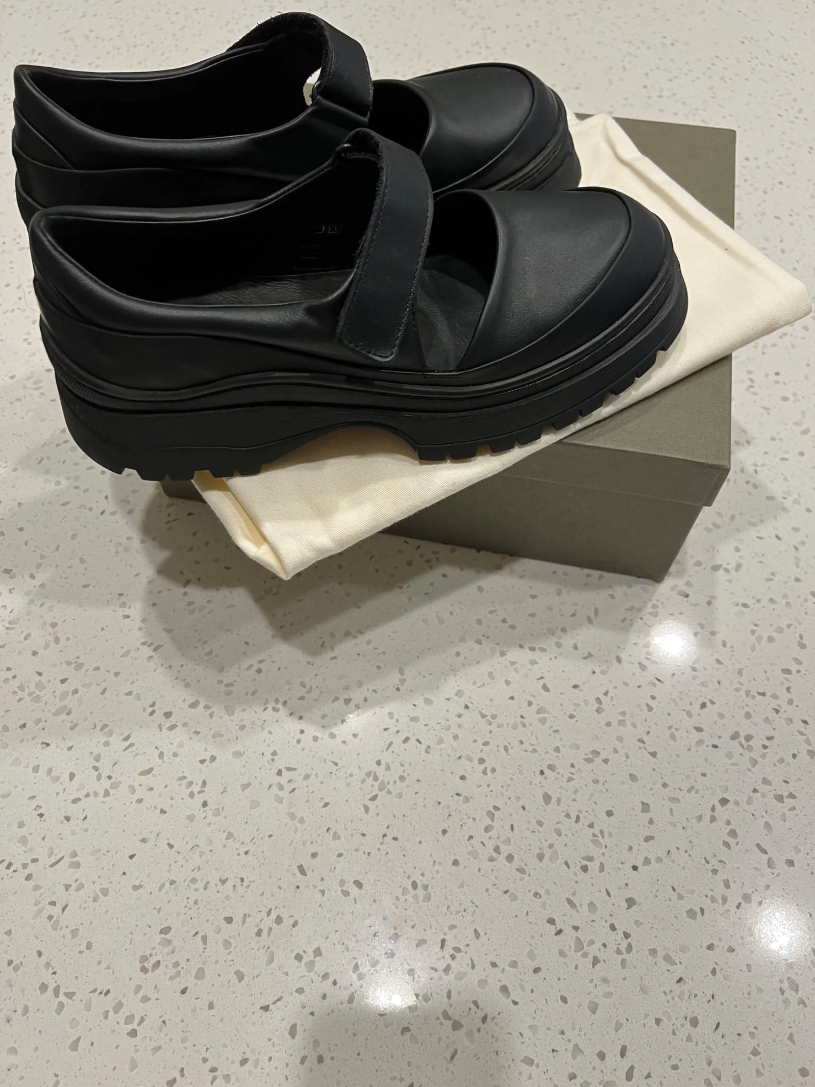 Psilo Shoe